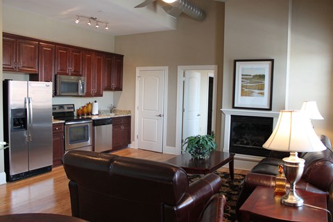 300 Bedford St 1-2 Beds Apartment for Rent - Photo Gallery 15